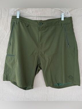 Dravus Bay Dark Green Hybrid Shorts Men's Size 34